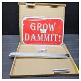 Grow Dammit Garden Sign, 12 x 8 Inches, Red Aluminum Sign with 28-Inch Stake, Funny Outdoor Garden Decor 1Pack