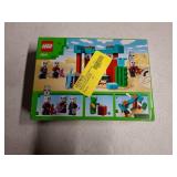 LEGO Minecraft The Illager Desert Patrol 21267 Building Kit (105 Pieces) LEGO Minecraft The Illager Desert Patrol 21267 Building Kit (105 Pieces)