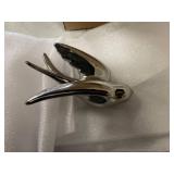 Amosfun Ceramic Bird Wall Decor 3D Flying Swallow Sculpture Lightweight Wall Hanging for Living Room Bathroom Garden Indoor Outdoor 6.10X3.74X2.95 Inches Amosfun Ceramic Bird Wall Decor 3D Flying Swallow Sculpture Lightweight Wall Hanging for Living Room Bathroom Garden Indoor Outdoor 6.10X3.74X2.95 Inches