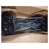 Oqqlin 32 Pcs Gridwall Hooks, 4 Inch Display Hooks for Grid Wall Black Heavy Duty Hook for Grid Wall Panels Metal Gridwall Accessory for Home, Retail, Displays, Storage