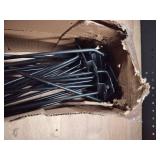 Oqqlin 32 Pcs Gridwall Hooks, 4 Inch Display Hooks for Grid Wall Black Heavy Duty Hook for Grid Wall Panels Metal Gridwall Accessory for Home, Retail, Displays, Storage