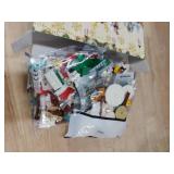 EIAVURPE Christmas Ornaments Building Set, 11-in-1 Christmas Tree, Wreath, Nutcracker, Gingerbread, Polar Bear, Snowflake, Reindeer, Santa, Stocking Stuffers Toy Gifts for Boys Girls Kids Ages 6+.