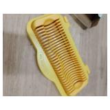 Larger Banana Slicer Egg Slicer for Hard Boiled Eggs, Stainless Steel & Aluminium Wires Strawberry slicer Multipurpose Heavy Duty Dishwasher Safe Banana Cutter slicer