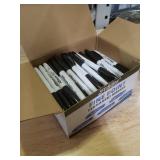 Affisure Permanent markers, 100 packs permanent markers bulk, quick dryingin one second, waterproof, smooth, noteasy to erase, durable, can be markedon glass, tiles and cloth, office supplies