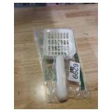 Petmate Litter Scoop for Cats, Large Size, Bleached Linen