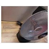 1200-Watt Electric Oscillating Ceramic Parabolic Space Heater - Retail: $55