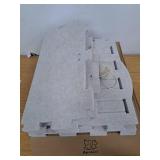 Apasiri Cat House Scratch-Resistant: Indoor Warm Enclosed Felt Bed Cave with Hanging Ball Toy, No-Tool Assembly  13.4x13.4x9.85 Inch Interior