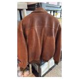 Global Identity (G-III) mens aviator-style brown leather flight jacket with various military-inspired patches size small