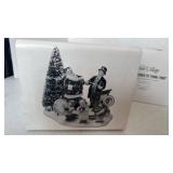 Department 56 Snow Village Santa Comes to Town 1997/1998 Collection