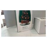 Department 56 Snow Village Here Comes Santa and celebration tree 2000