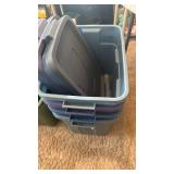 4 Rubbermaid roughneck totes 18 gal