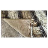 Fabulous Fur faux fur blanket 74x60 and full/queen quilt and 2 pillows