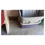 3 Rubbermaid roughneck totes