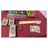 Incense and holders with metal brandy tin