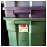 3 Rubbermaid tubs with lids