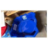 Self stick platters, plastic tray appears new and tin