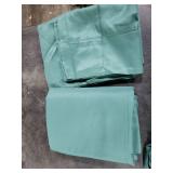 Amazon Basics Lightweight Super Soft Easy Care Wrinkle-Free Breathable Brushed Microfiber 3-Piece Bed Sheet Set with 14-Inch Deep Pockets, Twin XL, Emerald Green, Solid Amazon Basics Lightweight Super Soft Easy Care Wrinkle-Free Breathable Brushed Microfiber 3-Piece Bed Sheet Set with 14-Inch Deep Pockets, Twin XL, Emerald Green, Solid