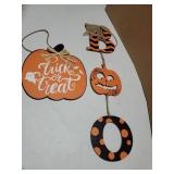 2 Pieces Halloween Decoration Boo Wood Door Wall Signs Trick or Treat, Pumpkin Sign for Home Halloween Party Front Door Outdoor Supply Decoration - Retail: $12