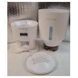 Automatic Cat Feeder - 5L Anti-Clog Cat Food Dispenser Keeps 2-15mm Dry Food Fresh, 10s Voice, 1-6 Meals/Day, Programmable Portions, 180-Day Battery Life, Easy to Clean Auto Pet Feeder for Small Dog -