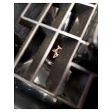 De'Longhi Magnifica Evo Espresso Machine, 5 Recipes.  POWERS ON. MISSING PARTS. See Photos. - Retail: $650