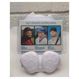 2021 Topps Heritage Rookie Outfielders Card