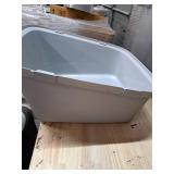 CRC T0746 Enclosed Cat Litter Box CRC T0746 Enclosed Cat Litter Box