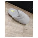 Women size 8 Slippers Women size 8 Slippers