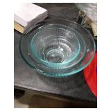 Pyrex Sculpted (3-Pack) Glass Mixing Bowls Set With Plastic Lids For Prepping, Baking and Cooking, Preheated Oven, Dishwasher, Freezer, and Microwave Safe Pyrex Sculpted (3-Pack) Glass Mixing Bowls Set With Plastic Lids For Prepping, Baking and Cooking, Preheated Oven, Dishwasher, Freezer, and Microwave Safe