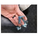 Jetec 6 Pieces Mini Blind Brackets for Window Blinds, with Screws (1.38 x 1.18 Inches) Jetec 6 Pieces Mini Blind Brackets for Window Blinds, with Screws (1.38 x 1.18 Inches)