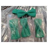 APPEARS NEW - Emerald Green Formal Bow Ties - Set of 4