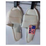 APPEARS NEW - White Waffle Texture Slippers (Size 8-9)