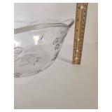 Clear Glass Serving Bowl with Floral Pattern Clear Glass Serving Bowl with Floral Pattern