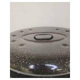 Black Speckled Enamel Roasting Pan with Lid Black Speckled Enamel Roasting Pan with Lid