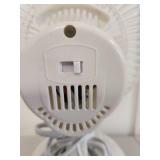 Beyond Breeze Small Electric Desk Fan Beyond Breeze Small Electric Desk Fan