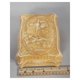 Decorative Ceramic Jewelry Box with Relief Design Decorative Ceramic Jewelry Box with Relief Design