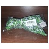 Lot Of 2 St Patricks Day Bow for Tree Topper Decorations, Large Green Clover Buffalo Plaid Burlap Bow for Wreath Front Foor, Outdoor St Patrick's Day Party Home D cor