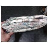 LIVEBOX Washable Rugs 3x5, Soft Vintage Neutral Rugs, Christmas Holiday Rug for Entryway with No-Slip Backing Retro Carpet for Kitchen Laundry Room