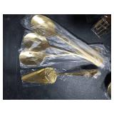 Serving Utensils, 15 Pcs Stainless Steel Large Flatware Serving Tools Kit, Included Spoons, Forks, Tongs, Slotted Spoon, Ladle, Cake Server for Kitchen Catering Banquet Wedding Buffet Party, Gold