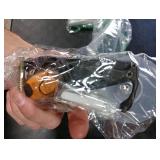 LongJT 2PCS Natural Wooden Hooks Animal Creative Wall Mounted Art Decor Hat Coat Towel Hanger Gift (Black Bear) one hook broken