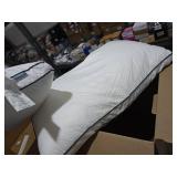 CozyLux Pillows Queen Size Set of 2, Soft and Supportive 3D Down Alternative Bed Pillow for Sleeping 2 Pack White, Luxury Hotel Quality Gusseted Bedding Pillow for Back, Stomach or Side Sleepers 18x28