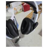 Ozeino 2.4GHz Wireless Gaming Headset for PC, Ps5, Ps4 - Lossless Audio USB & Type-C Ultra Stable Gaming Headphones with Flip Microphone, 40-Hr Battery Gamer Headset for Switch, Laptop, Mobile, Mac