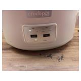 Crockpot 7-Quart Cook & Carry Slow Cooker Mushroom - Retail: $77 Crockpot 7-Quart Cook & Carry Slow Cooker Mushroom - Retail: $77