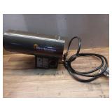 Mr. Heater Contractor 60 000 BTU Portable Forced Air Propane Heater - Retail: $114 Mr. Heater Contractor 60 000 BTU Portable Forced Air Propane Heater - Retail: $114