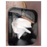 iRobot Roomba 105 Cordless Vacuum + AutoEmpty Q352020 5.8\' Cleaning Path Black - Retail: $250