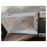 GE - 2.0 Cu. Ft. Countertop Microwave with Sensor Cooking and Defrost - Stainless Steel - Retail: $260
