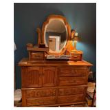 Oak Bedroom Set (3PC) Dresser, Chest of Drawers & Headboard--NBRM
