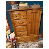 Oak Bedroom Set (3PC) Dresser, Chest of Drawers & Headboard--NBRM