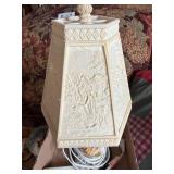 Victorian Lamp (Small) & Miscellaneous Decor--FR