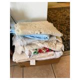 Miscellaneous Table Clothes--FR