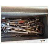 Craftsman Metal Tool Box w/ Mechanical Tools -- Gar